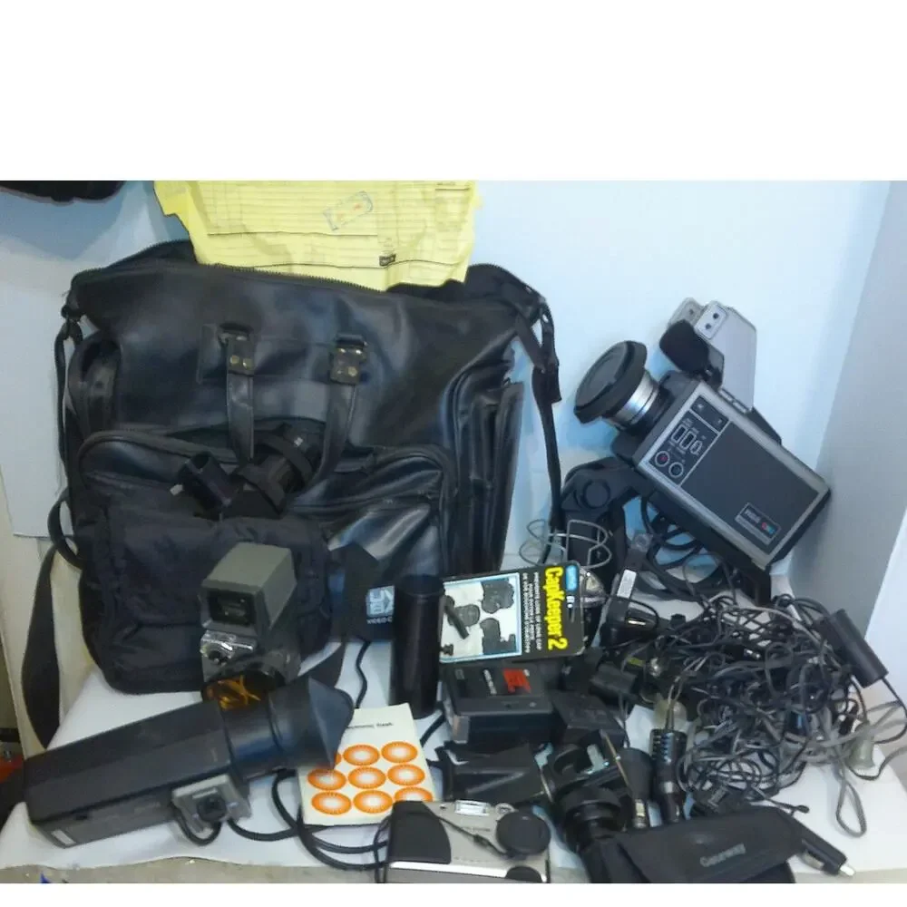 Vintage Cameras Telescope and Photography Parts Giant Lot - Picture 3 of 10